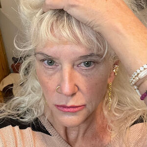 Meet your Posher, Anne hall